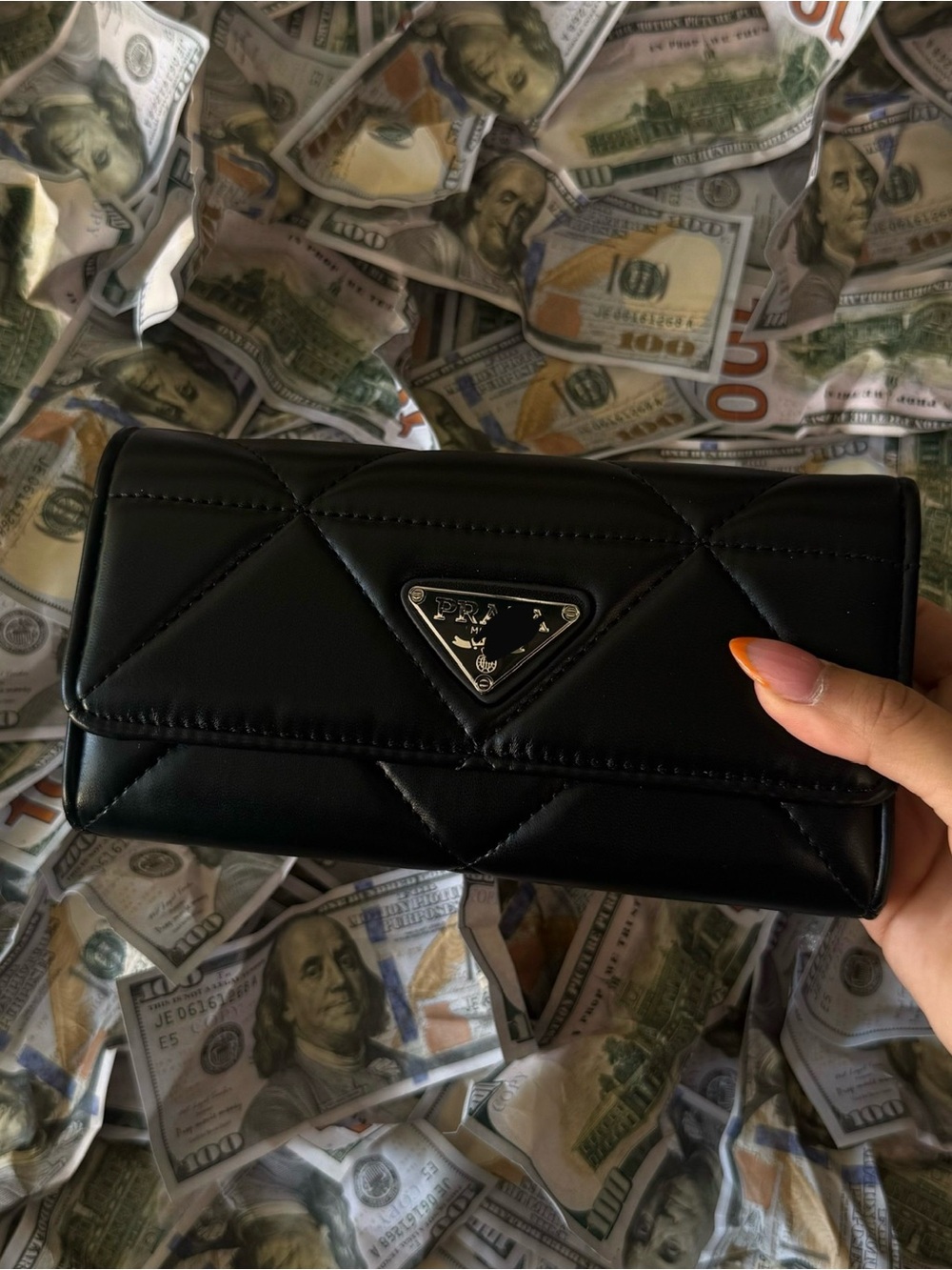 New women’s black fashion wallet